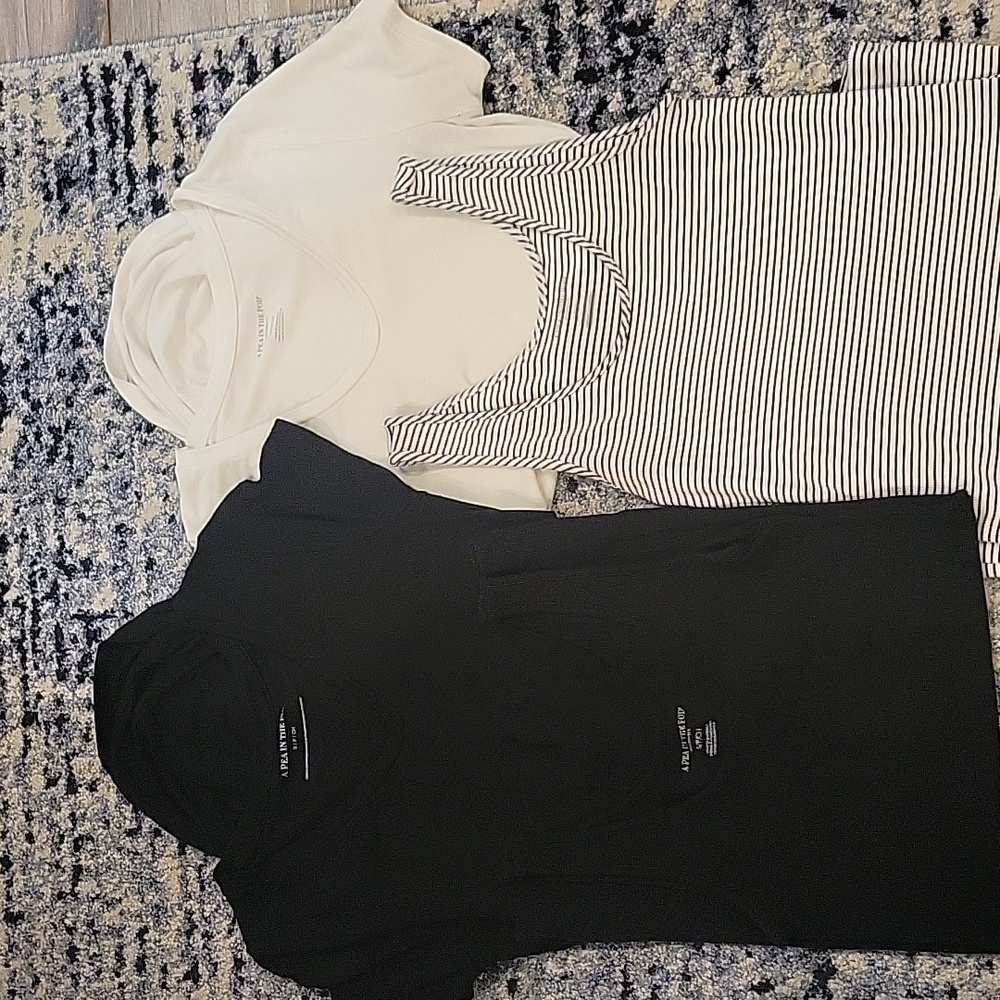 Maternity tops set of 4, small, A Pea in the Pod